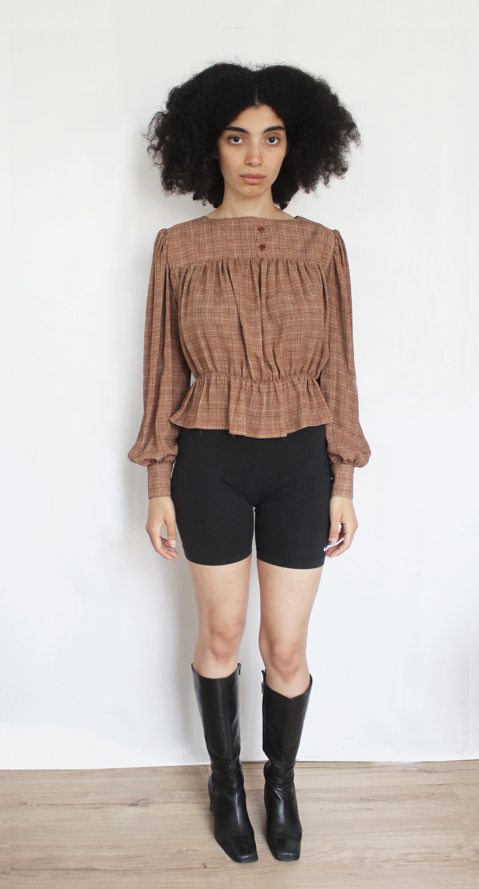 NERO top