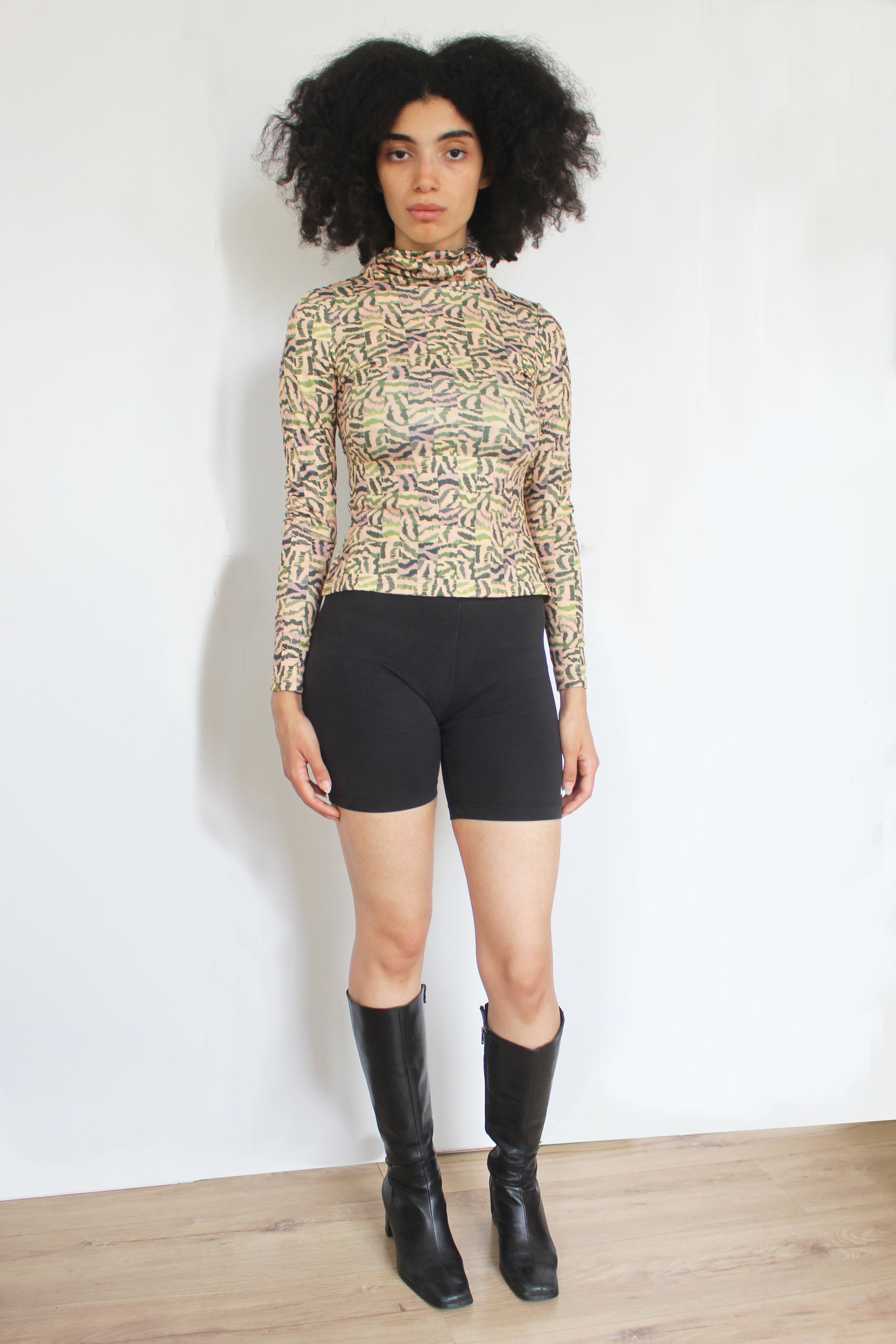 CHARA top